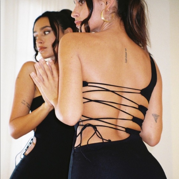 Black tie up backless mini dress size xs GOI LBD - Picture 7 of 7